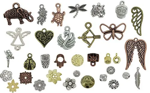 05 PENDANTS AND BEADS