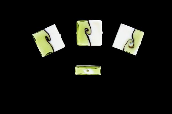 GLASS BEADS - MURANO STYLE - SQUARE - OPAQUE WITH TRANSPARENT - 20х20х7mm WHITE-GREEN-PURPLE (DARK) - 60pcs. Hole:1.5mm