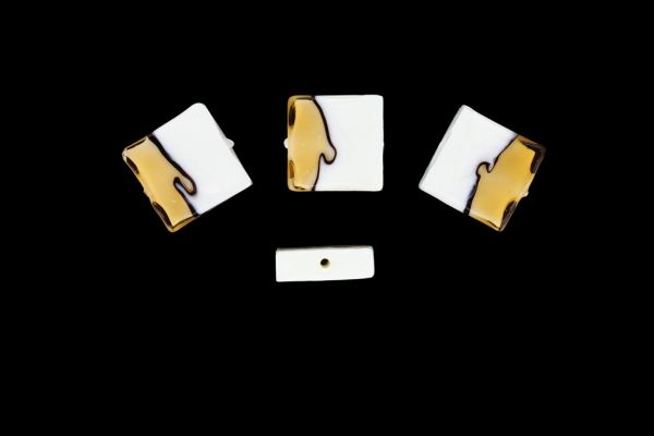 GLASS BEADS - MURANO STYLE - SQUARE - OPAQUE WITH TRANSPARENT - 20х20х7mm WHITE-BROWN (LIGHT)-PURPLE (DARK) - 60pcs. Hole:1.5mm