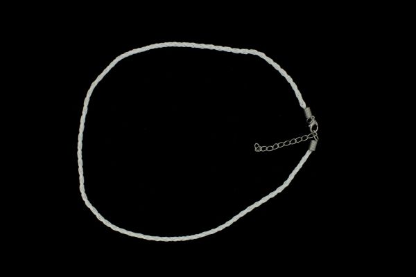 NECKLACE WITH CLASP - BRAIDED LEATHER 3mm - NECKLACE - 45+5cm WHITE 04 - 1pc.