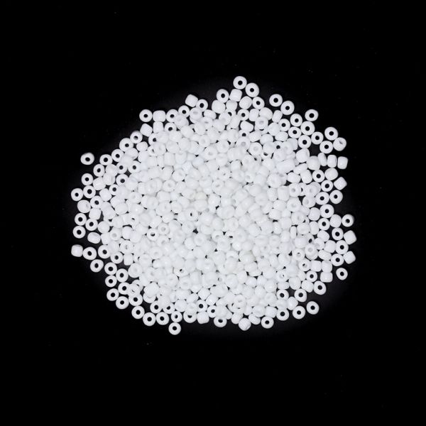 GLASS SEED BEADS - BALL 4mm - OPAQUE - WHITE 41 - PACKAGE 450g Hole-1.5mm