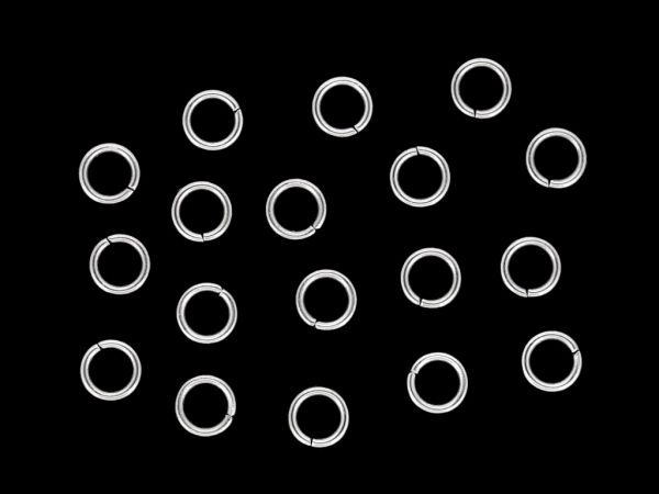 МЕТАЛНИ ЕЛЕМЕНТИ - ХАЛКИ - СТОМАНА 304 - 0.7х4мм НИКЕЛ - ПАКЕТ 2500 бр.