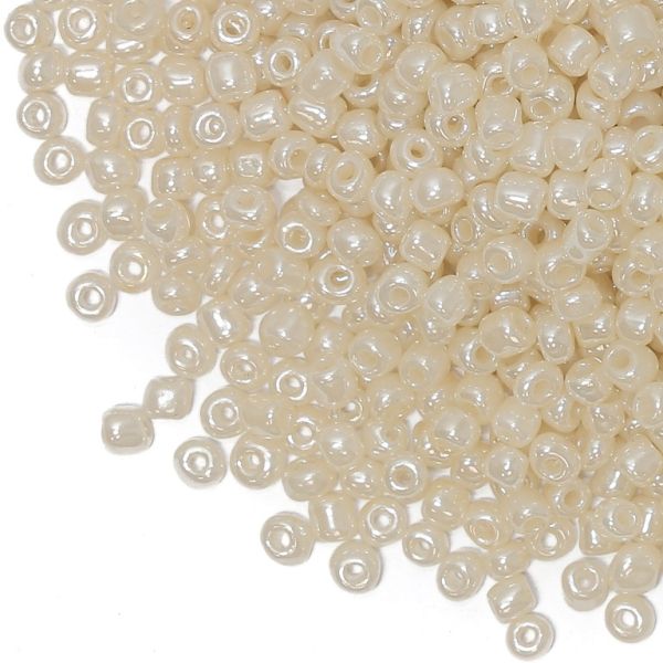 GLASS SEED BEADS - BALL 4mm - CEYLON - IVORY 142 - 50g Hole-1.5mm