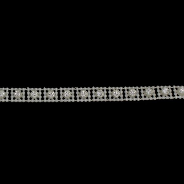 ШИРИТ - ПЛАСТМАСА - КВАДРАТ 01 С КРИСТАЛ - 10х6мм ЕКРЮ - РОЛКА 10ярда(9м)