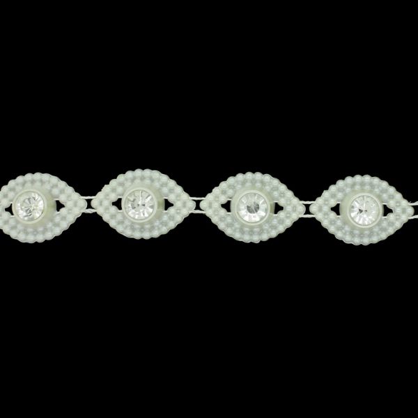 PLASTIC BEADED TRIM GARLAND - EYE 01 WITH CRYSTAL - 30x20x8mm ECRU - ROLL 5yards(4.5m)