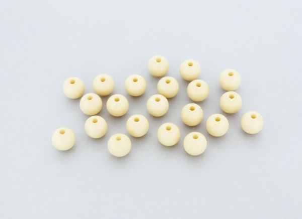 ПЛЪТНИ ПЛАСТМАСОВИ МЪНИСТА - ТОПЧЕ - 8мм ЕКРЮ С16 - 50 гр. Отвор-1.8мм (180 бр.)