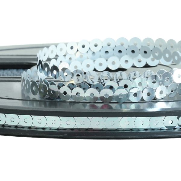 SEQUIN RIBBON - CIRCLE 01 FLAT - METALLIC - 5mm SILVER 042 - ROLL 70meters Hole-1.0mm