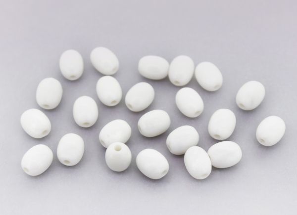OPAQUE PLASTIC BEADS - OVAL - 8x6.5mm WHITE С01 - PACKAGE 500g Hole-2.0mm (2100pcs.)