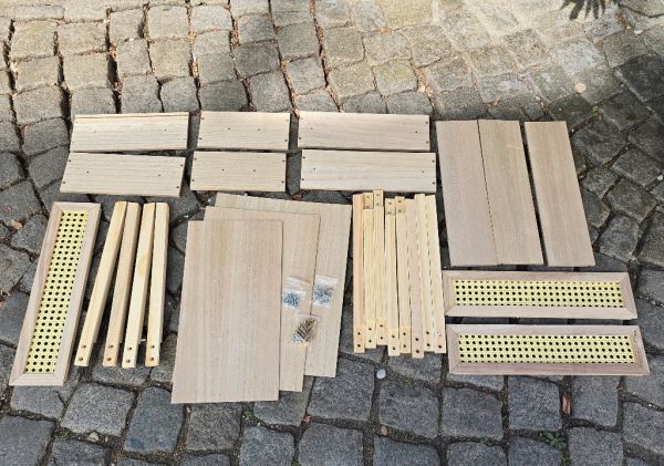 THREE TIER DECORATIVE SHELF - MODEL 01 - 43x94cm NATURAL (LIGHT) - 1pc.