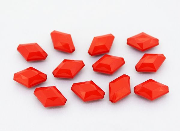OPAQUE PLASTIC BEADS - DIAMOND FACETED - 16x11x6mm RED С07 - 50g Hole-1.5mm (90pcs.)