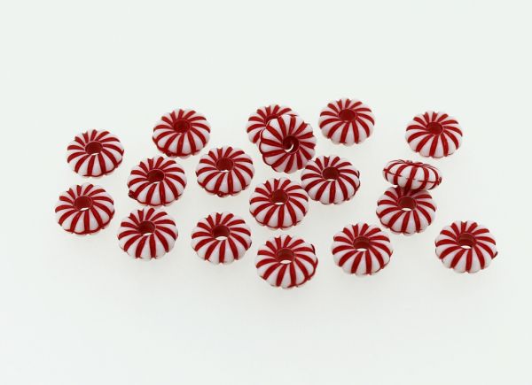 COLOR WASHED PLASTIC BEADS - WASHER DONUT - 3x8mm RED - 50g Hole-2.5mm (350pcs.)