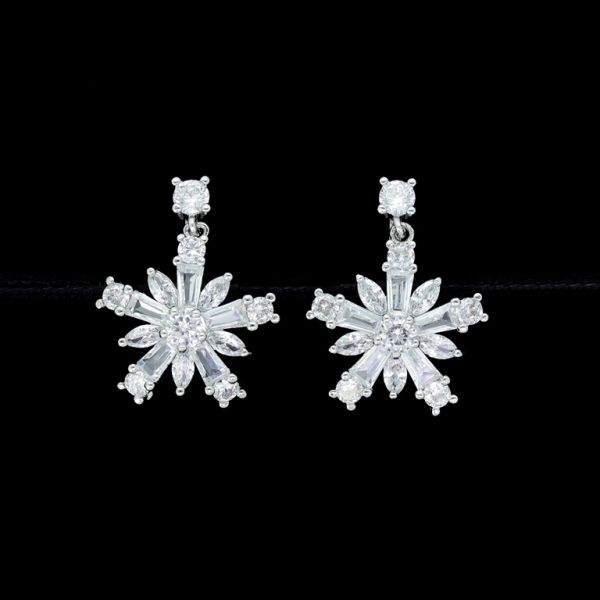JEWELRY - EARRINGS - CLIP ON - ZIRCON - SNOWFLAKE Е444 - SILVER-WHITE - 1 pair