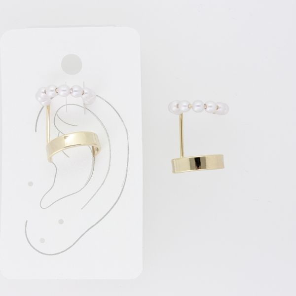 JEWELRY - EARRINGS - FOR CARTILAGE (CUFF) - LEFT - BRASS AND PEARLS Е472 - GOLD AND WHITE - PACKAGE (3pcs.)