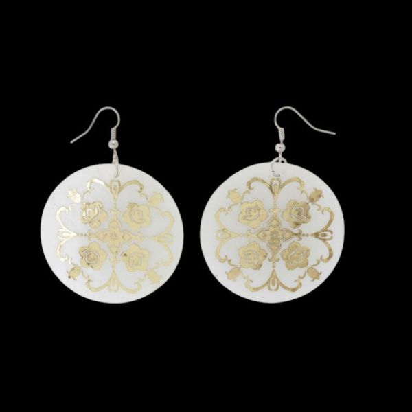 JEWELRY - EARRINGS - HOOK - MOTHER OF PEARL - FLOWER Е641 - 5x7cm WHITE AND GOLD - 1 pair