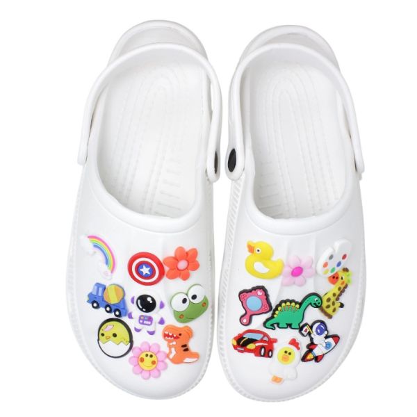 PLASTIC BEADS - RUBBER 3D - BUTTON - CIRCLE 01 WITH STAR - 23x3mm RED-WHITE-BLUE - PACKAGE 20pcs.